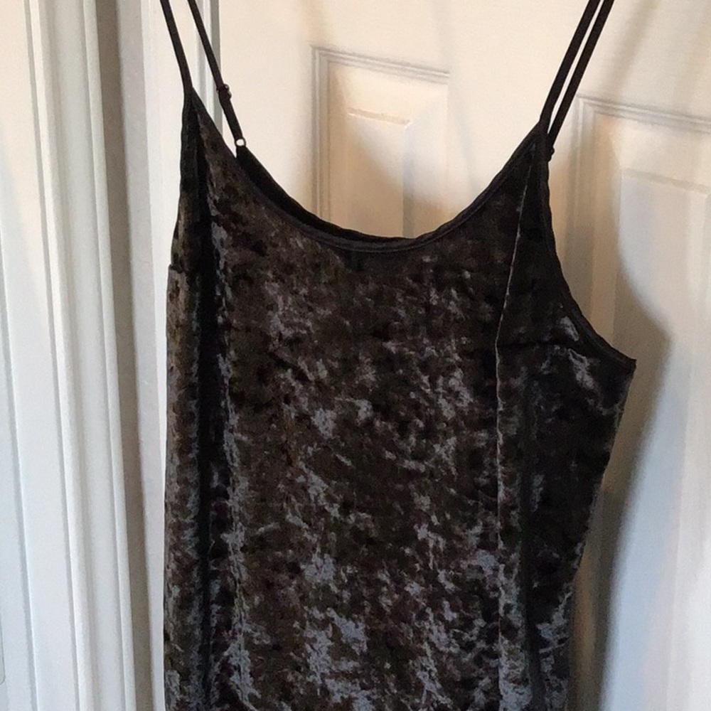 4/$25 Victoria’s Secret velvet dress / nig…
